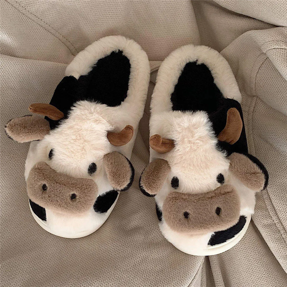 Avery - Kawaii Cow Fluffy Winter Slippers