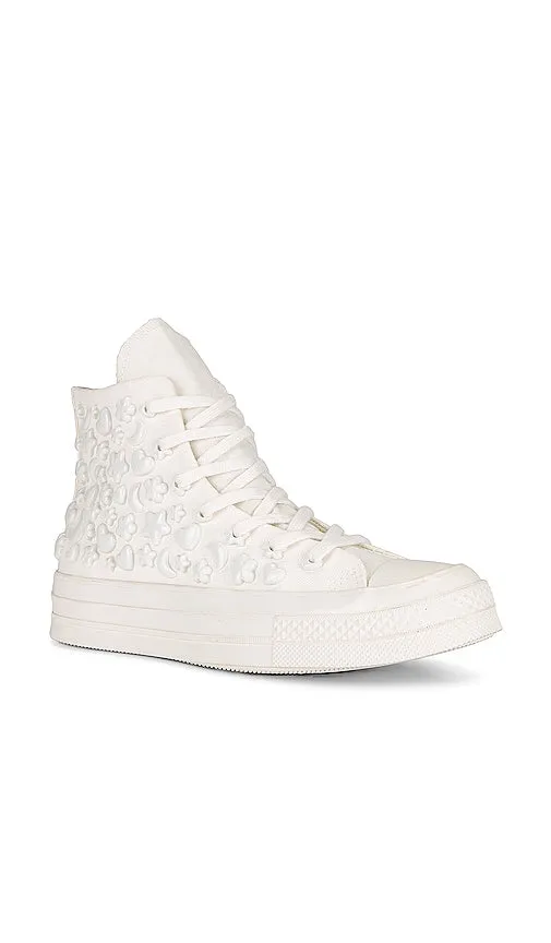 Converse Chuck 70 Stars Sneaker in Ivory