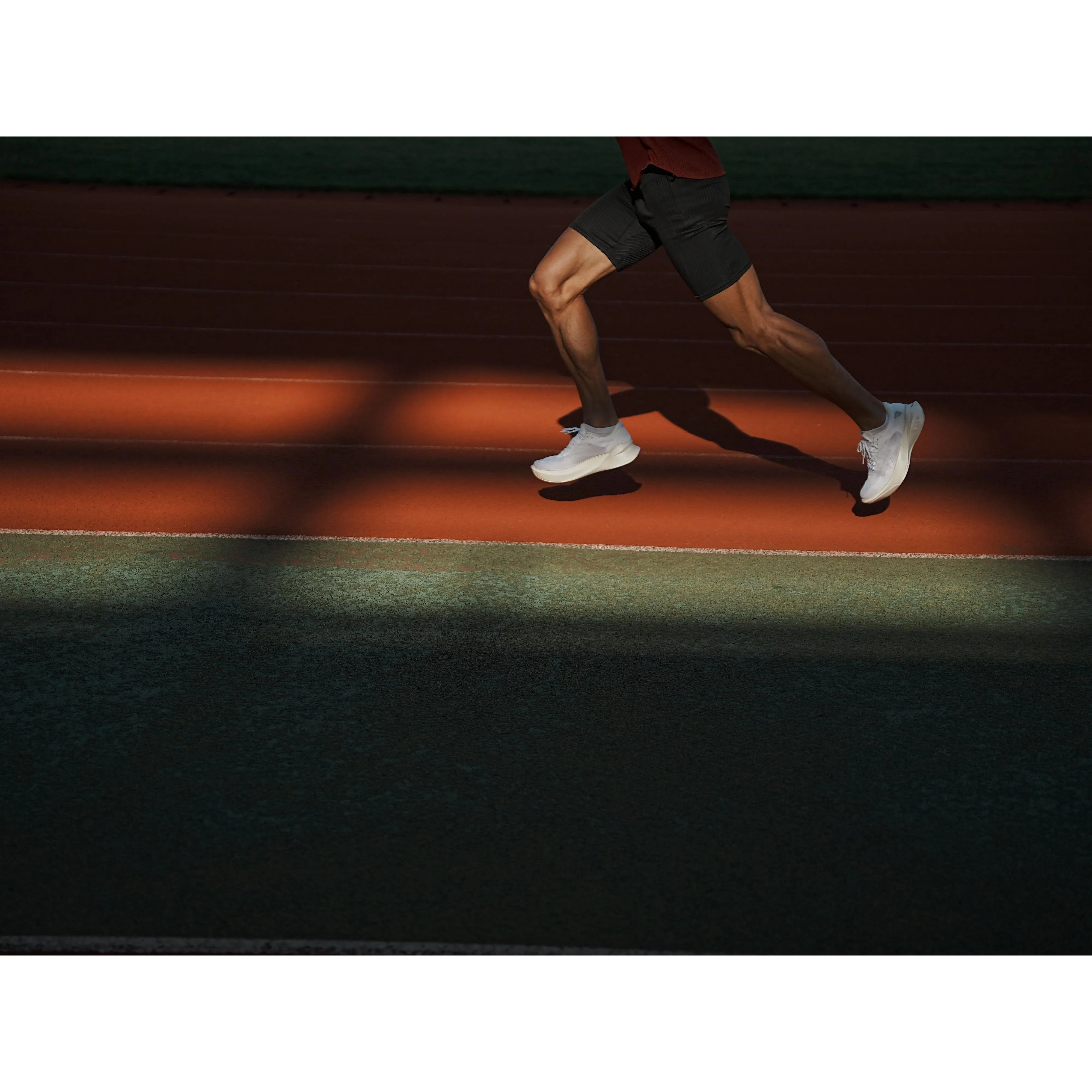 Dynafish 001 Carbon Road Running Shoes (White)
