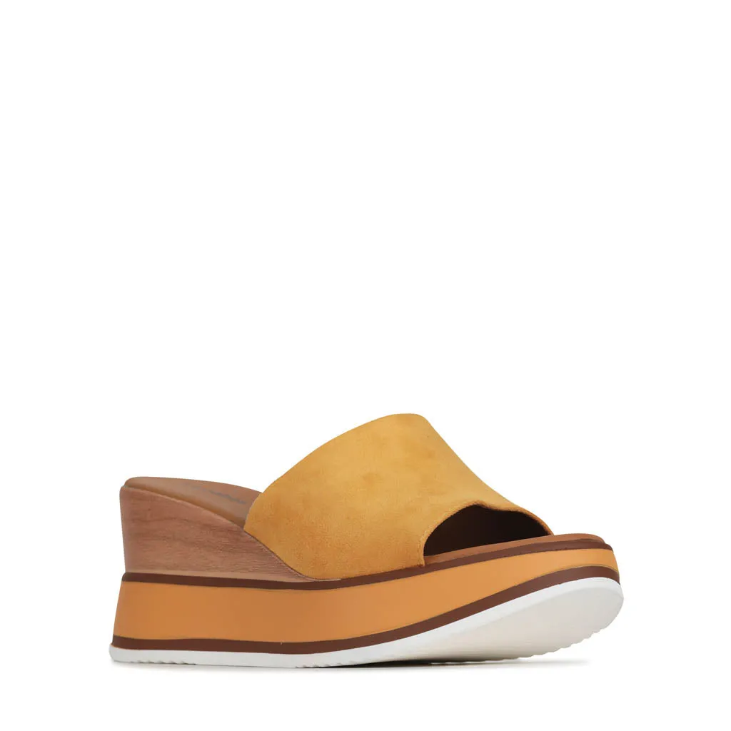 KAIAH WEDGE SANDALS
