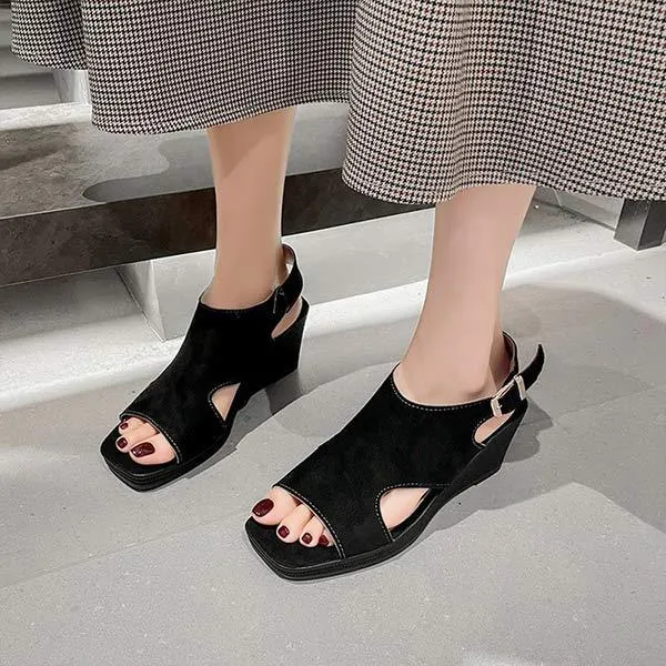 Women's Peep-Toe Platform Sandals 40233687C