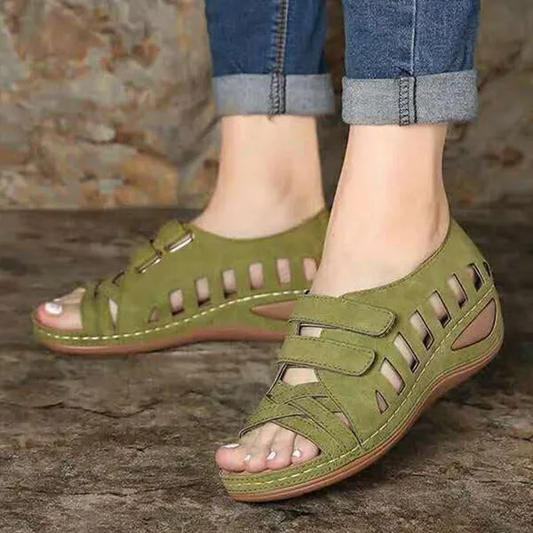 Women's Retro Round Toe Wedge Hollow Sandals 78653255C