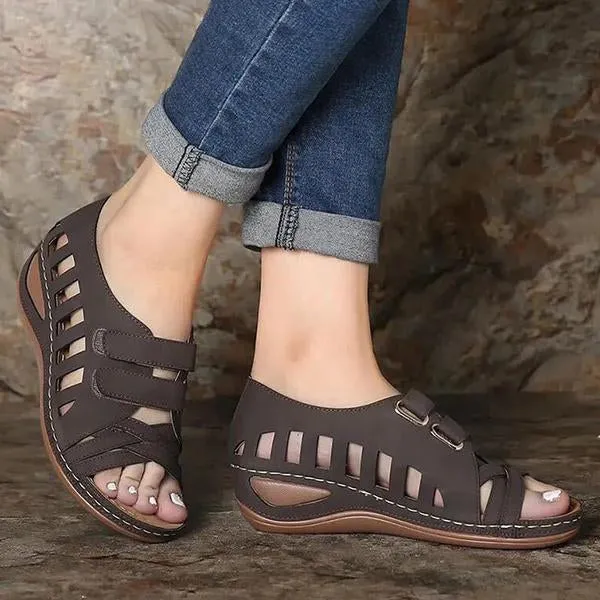Women's Retro Round Toe Wedge Hollow Sandals 78653255C