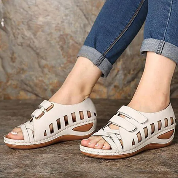 Women's Retro Round Toe Wedge Hollow Sandals 78653255C